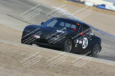 media/Oct-29-2022-CalClub SCCA (Sat) [[e05833b2e9]]/Race Group 3/Qualifying (Outside Grapevine)/